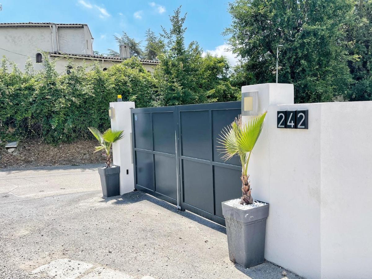 Saint Paul De Vence - Le Kub Plex Apartment La Colle-sur-Loup Exterior photo